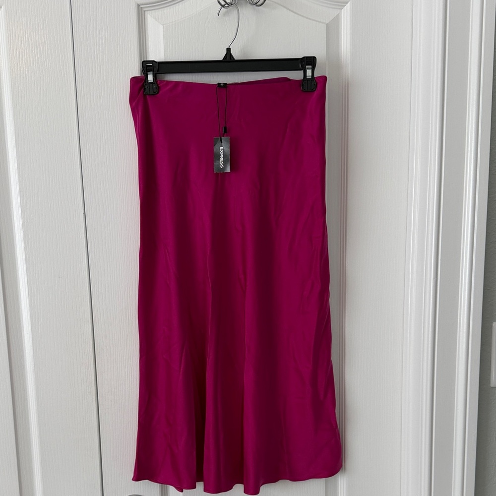 Express Fuchsia Satin Skirt